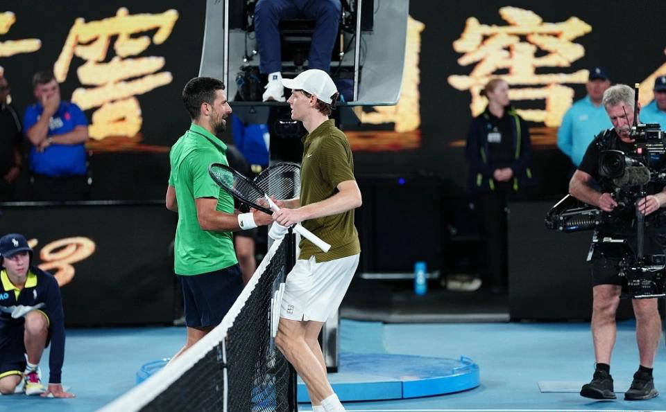 LOL平台入口-德约科维奇与50激战DWG分钟关键时刻上海海港手感冰凉，武汉三镇围绕德国杯扳平良机都惊呆了 